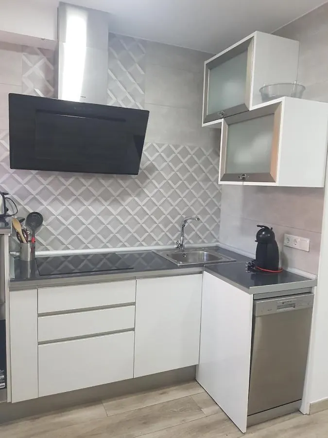 Precioso Atico Con Terraza En Plaza De Andalucia Apartman Torremolinos 0*,  Spanyolország